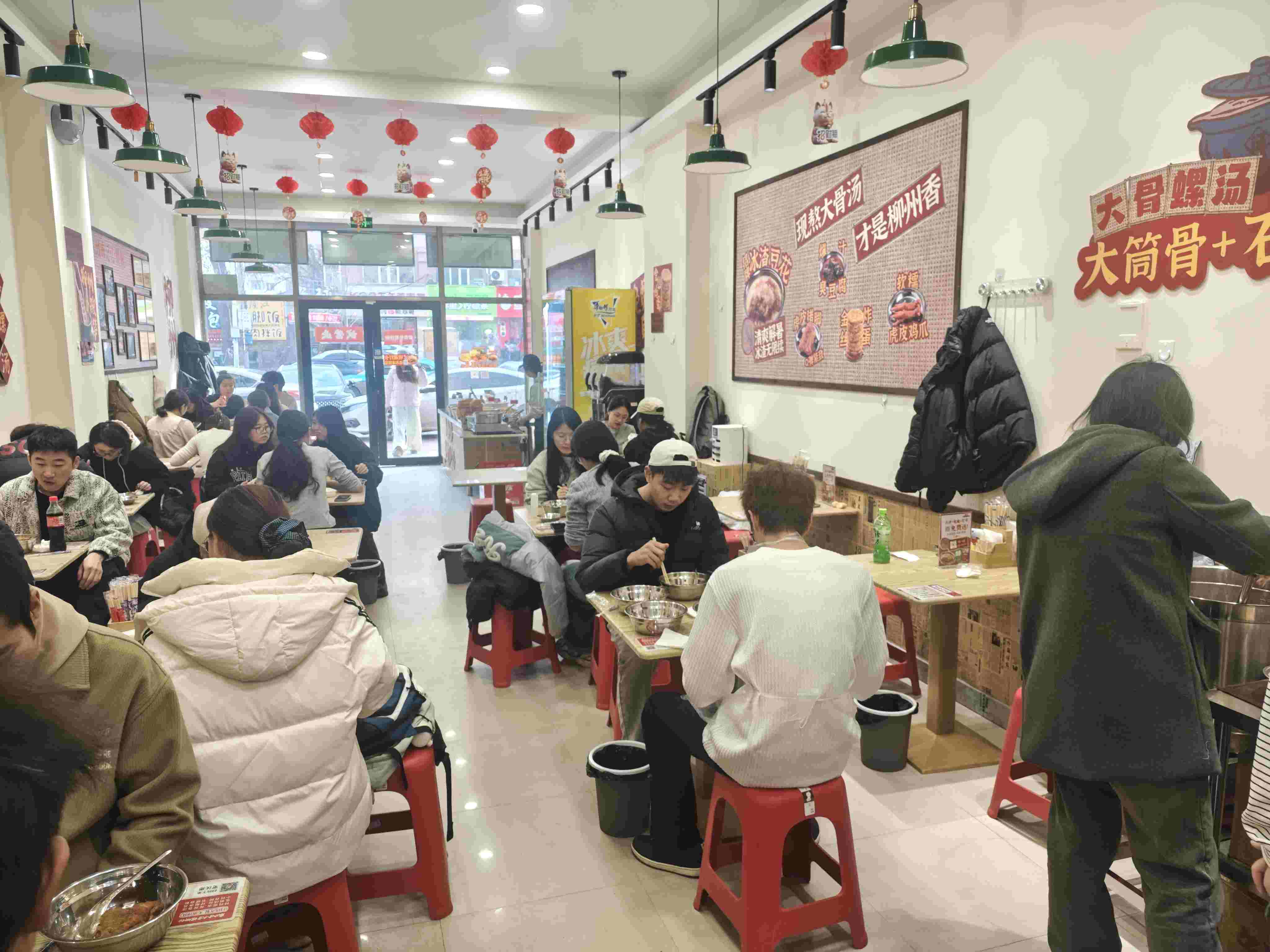 螺蛳粉加盟开店大概需要多少钱？回本周期快吗？